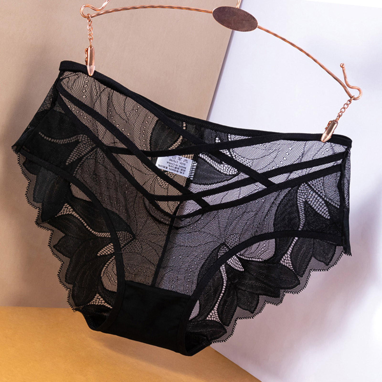 thumbnail image 2 of Braguitas sexy de encaje negro de cintura alta para mujer - Braguitas de talla grande - Poliéster/spandex - Cobertura total - M-XL, 2 of 4